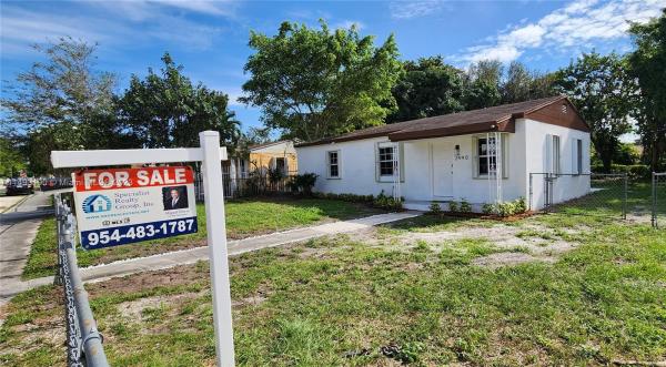 Alapat, 2440 NW 59th St, Brownsville, Florida 33142, image 1