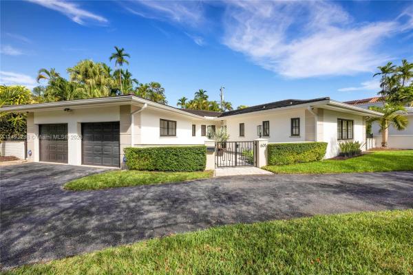 Riviera, 605 Blue Rd, Coral Gables, Florida 33146, image 2