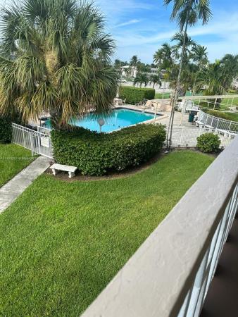 Berkeley Diplomat, 900 Atlantic Shores Blvd #108, Hallandale Beach, Florida 33009, image 1