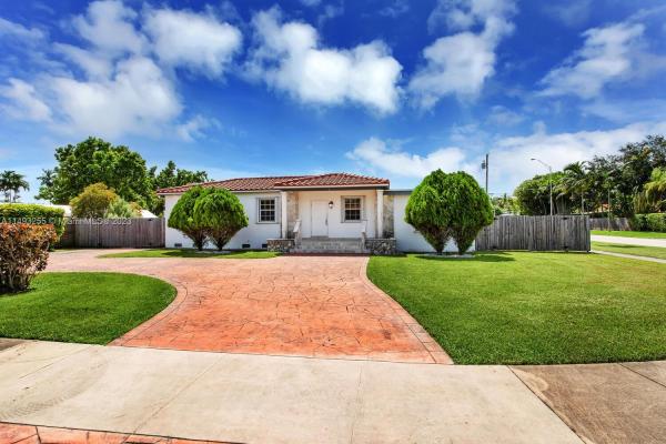 Coral Way Homesites, 3200 SW 81st Ave, Westchester, Florida 33155, image 1