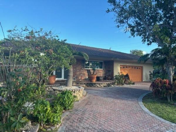 North Bal Harbour, 1900 NE 22nd Ter, Fort Lauderdale, Florida 33305, image 2