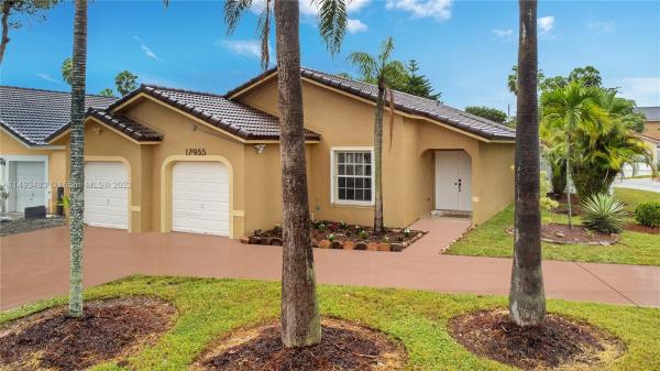 Harbour At The Moors, 17955 NW 60th Pl, Country Club, Florida 33015, image 3