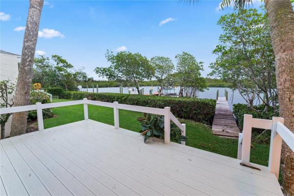 Baytowne Of Jonathan's Landing, 17264 Bay St, Jupiter, Florida 33477, image 2
