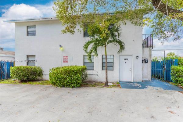 Washington Park, 1123 NW 27th Ave #1, Fort Lauderdale, Florida 33311, image 1