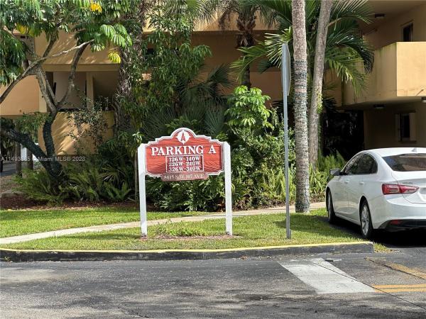 Kendall Acres West, 8415 SW 107th Ave #326W, Kendall, Florida 33173, image 2