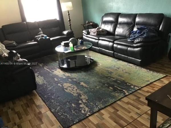 Hialeah Heights, 3110 NW 59th St, Brownsville, Florida 33142, image 3
