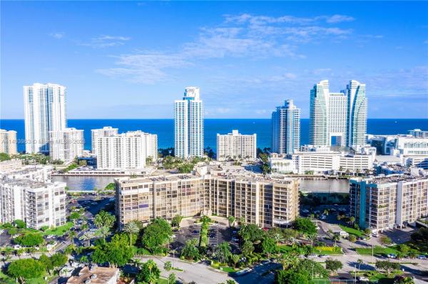 Towers Of Oceanview South, 600 Parkview Dr #304, Hallandale Beach, Florida 33009, image 1