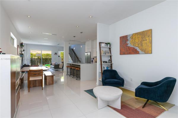 Indiana Grove, 3379 Day Ave #3379, Miami, Florida 33133, image 3
