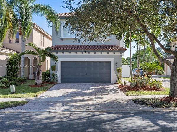 Portofino Pointe, 941 NE 37th Pl, Homestead, Florida 33033, image 1