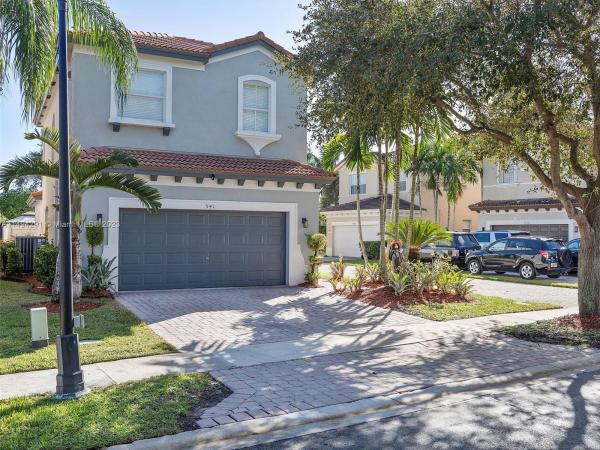 Portofino Pointe, 941 NE 37th Pl, Homestead, Florida 33033, image 3