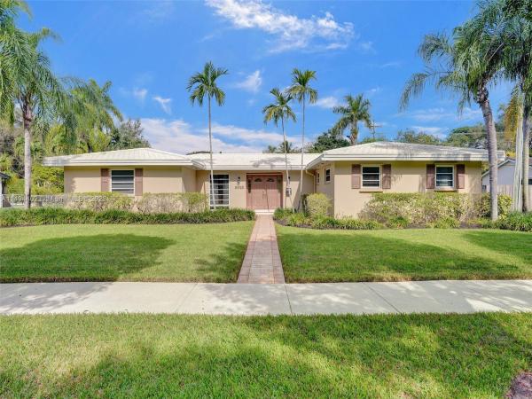 Coral Reef Estates, 8825 SW 160th St, Palmetto Bay, Florida 33157, image 1