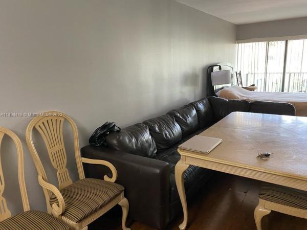 Hampton Court, 5841 Washington St #61, Hollywood, Florida 33023, image 2