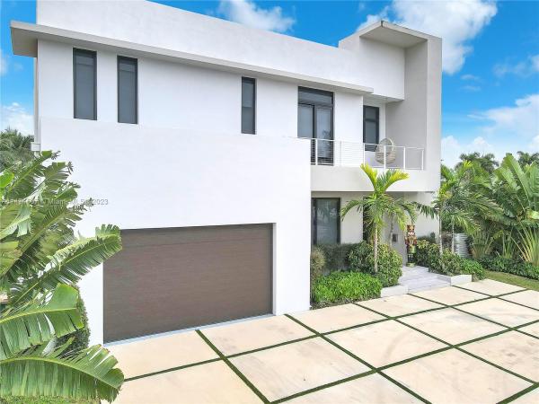 Coronado Harbor, 13185 Ortega Ln, North Miami, Florida 33181, image 1