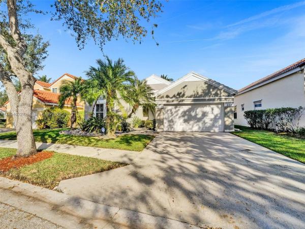 Carrington Lake, 632 Carrington Ln, Weston, Florida 33326, image 3