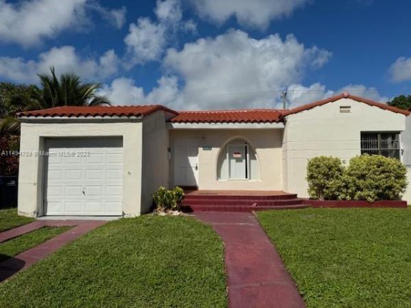 Oceanside Isle Of Normandy, 1409 Biarritz Dr, Miami Beach, Florida 33141, image 3