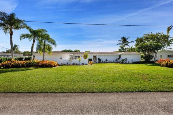 Continental Homes, 8300 SW 105th St, Kendall, Florida 33156, image 1
