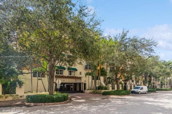 Valencia Grande, 642 Valencia Ave #308, Coral Gables, Florida 33134, image 1