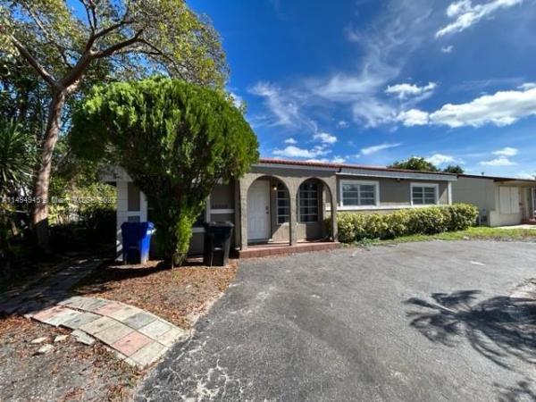 Fleeman Heights, 15565 NE 10th Ave, North Miami Beach, Florida 33162, image 1