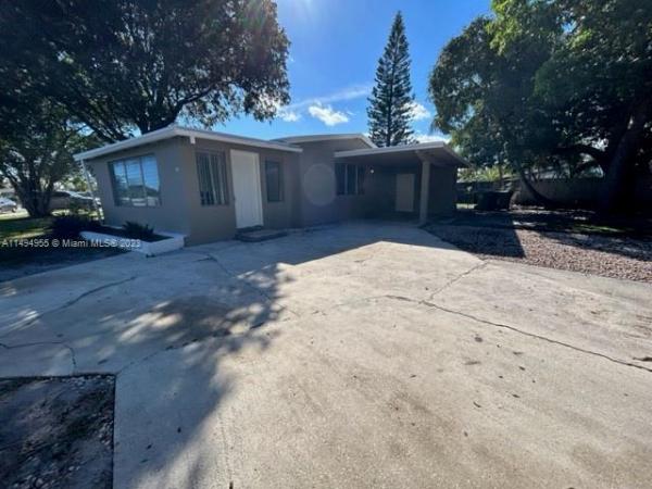 Woodland Park, 301 SW 25th Ave, Fort Lauderdale, Florida 33312, image 1