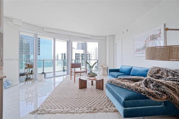 Brickell House, 1300 Brickell Bay Dr #3201, Miami, Florida 33131, image 3