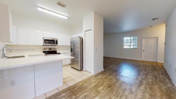 Caribbean Isles Villas, Homestead, Florida 33033, image 1