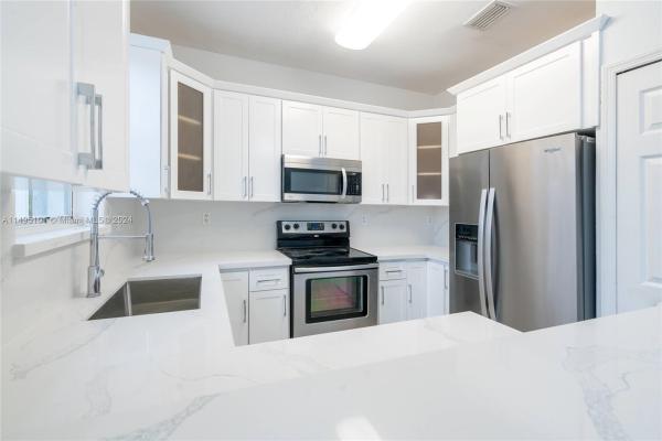 Antilles, 10947 NW 79th St #10947, Doral, Florida 33178, image 2