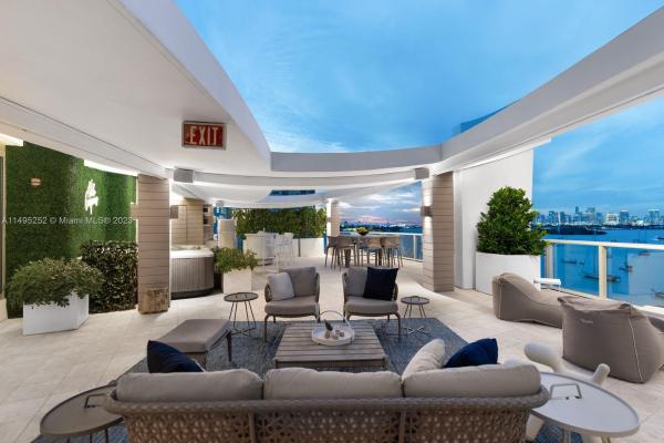 Capri South Beach, 1470 16th St #PH-1, Miami Beach, Florida 33139, image 3