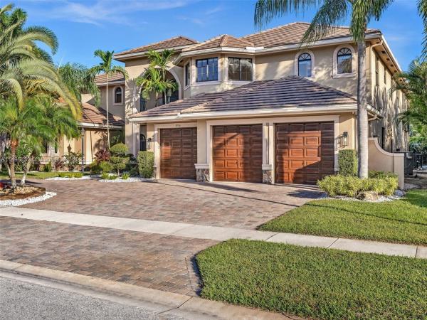 Versailles At Wellington, 10706 Versailles Blvd, Wellington, Florida 33449, image 3