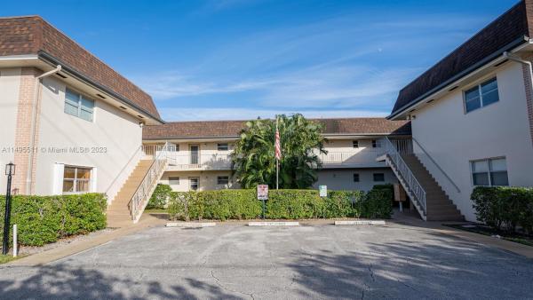 Manson, 10270 N Military Trl #1B, Palm Beach Gardens, Florida 33410, image 3