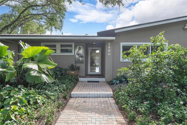 Sea View Park, 5990 SW 87th St, South Miami, Florida 33143, image 2