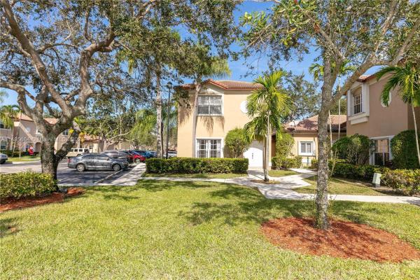 Emerald Courts, 16122 Emerald Cove Rd #16122, Weston, Florida 33331, image 1