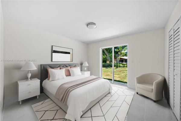 Bowling Green, 933 NW 50th, Miami, Florida 33127, image 3