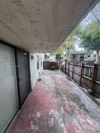 Captiva Lakes Villas, 8303 SW 142nd Ave #D-104, Kendale Lakes, Florida 33183, image 3