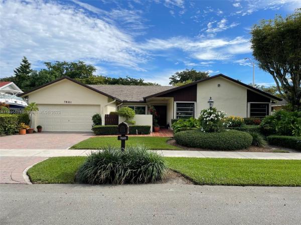 Kendale Lakes West, 7601 SW 147th Ct, Kendall West, Florida 33193, image 1