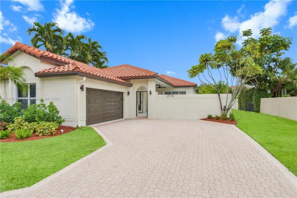 Villa Del Sol At Boca Pointe, 23136 Via Stel, Boca Raton, Florida 33433, image 1