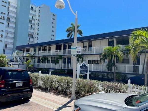 The President, 322 Taylor St #1D, Hollywood, Florida 33019, image 2