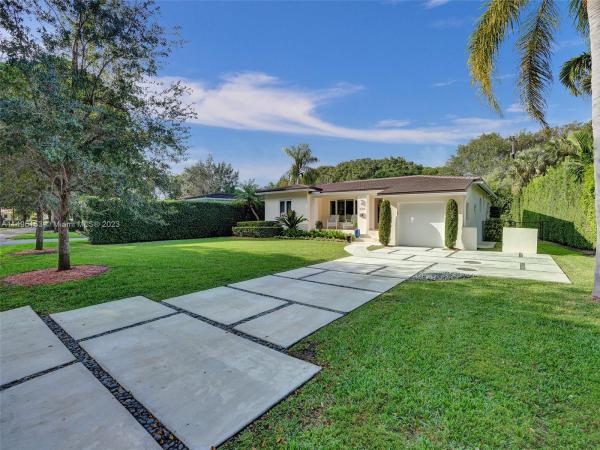 Riviera, 5724 Michelangelo St, Coral Gables, Florida 33146, image 3