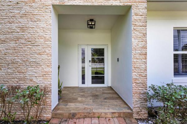 Ziona, 8836 SW 126th St, Kendall, Florida 33176, image 3