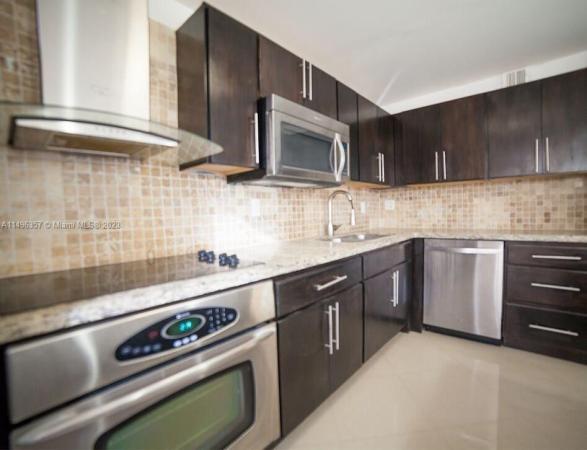 Charter Club, 600 NE 36th St #221, Miami, Florida 33137, image 3
