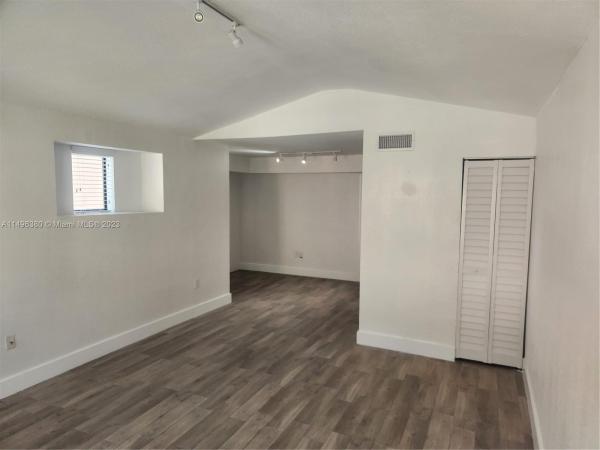 Biscayne Beach Club, 10441 SW 155th Ct #928, The Hammocks, Florida 33196, image 3