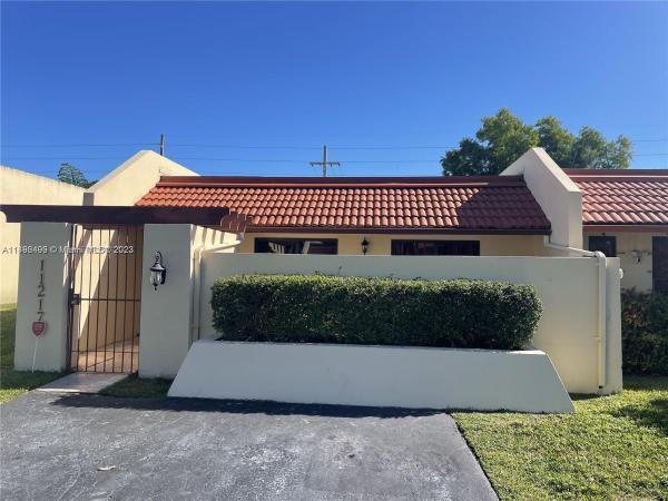 Woodstock Townhomes, 11217 SW 117th Ct #11217, Kendall, Florida 33186, image 3