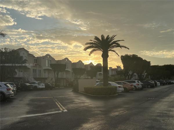 Coral Pointe Townhomes, 8660 NW 6th Ln #5-103, Fountainebleau, Florida 33126, image 2
