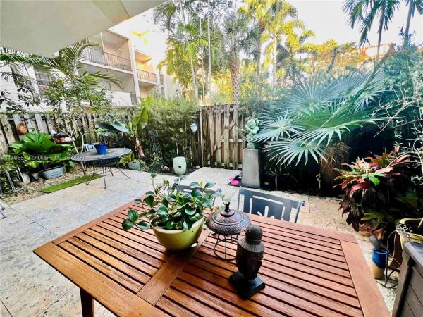 Dadeland Grove, 6886 N Kendall Dr #D107, Pinecrest, Florida 33156, image 3