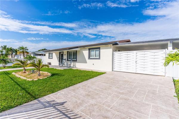 Caseil Heights, 15001 SW 307th St, Leisure City, Florida 33033, image 1