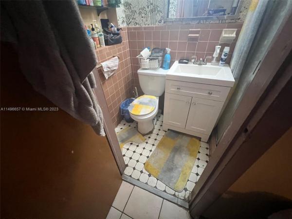 South Coral Homes, 9461 Jamaica Dr, Cutler Bay, Florida 33189, image 3