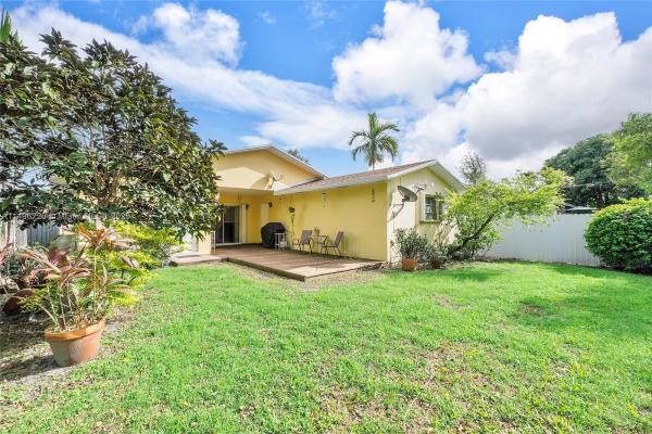 Waldin Acres, 810 NW 31st Ave, Miami, Florida 33125, image 3