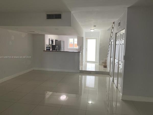 Sparrow Woods Townhouses, 5364 W 23rd Ln #3, Hialeah, Florida 33016, image 1