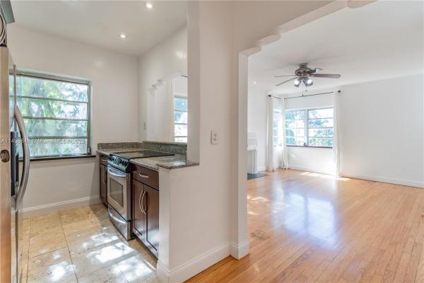 The Santa Fe, 1051 Michigan Ave #4, Miami Beach, Florida 33139, image 1