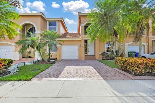 Antigua At Spring Valley, Pembroke Pines, Florida 33028, image 1