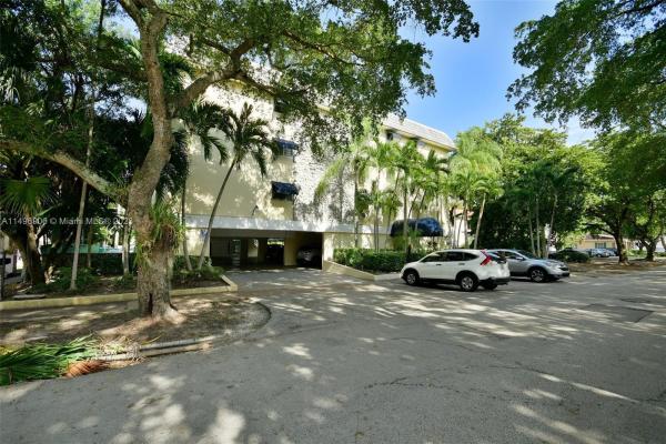 Villa Santander, 427 Santander Ave #203, Coral Gables, Florida 33134, image 3